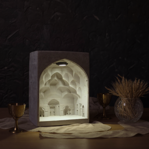 چراغ رومیزی بتنی با طراحی معماری سنتی